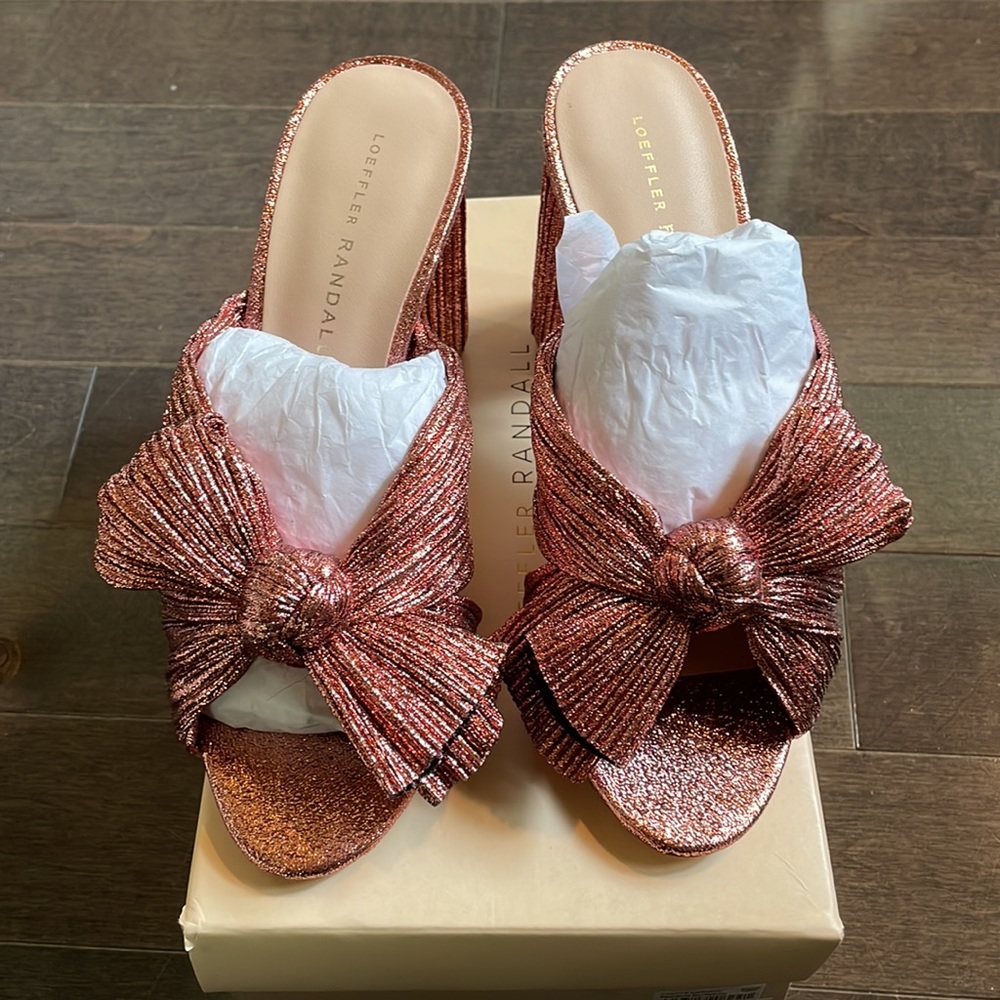 Loeffler Randall Penny Rose Pleated Bow Heel, Size 7 - Picture 4 of 16